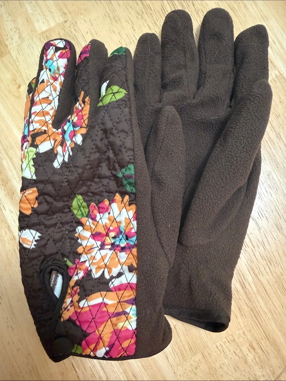 Vera Bradley Brown Quilted Floral Fleece Gloves